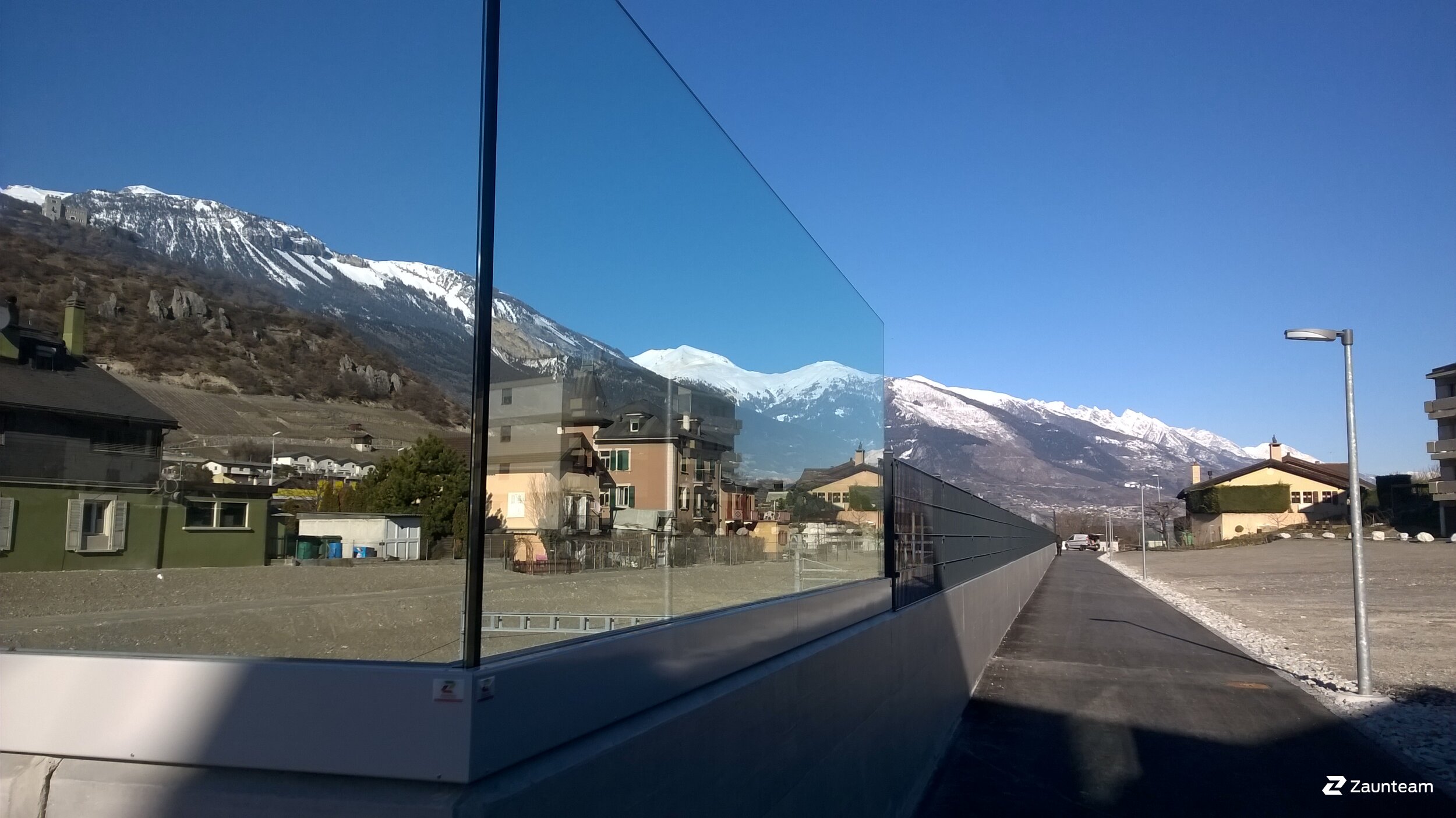 Geländer und Handläufe aus dem 2016 in 3960 Siders Schweiz von Zaunteam Wallis / Swissclôture Valais.