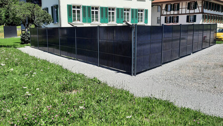 Solarzaun aus dem 2023 in 3099 Rüti bei Riggisberg Schweiz von Zaunteam Kiesen AG.