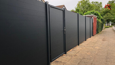 Aluminium Sichtschutz aus dem 2020 in 31700 Heuerssen Deutschland von Zaunteam Schaumburger Land.